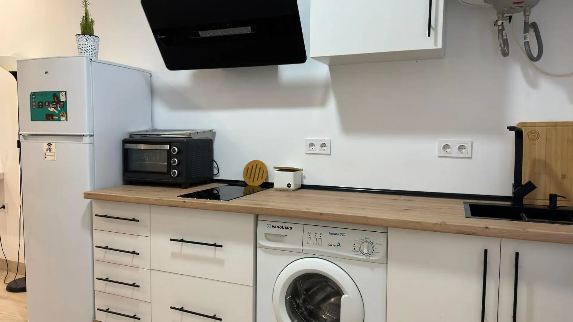 Apartamento Almagro Lopez Cordoba İspanya